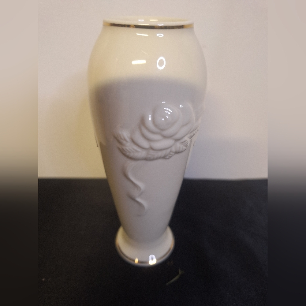 Lenox White Ceramic Vase with Raised Floral Motif and Gold Trim 6" Tall